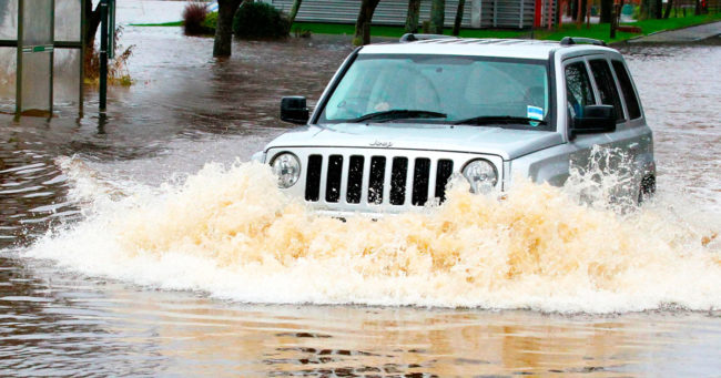 No caso de enchentes, meu seguro auto cobre?